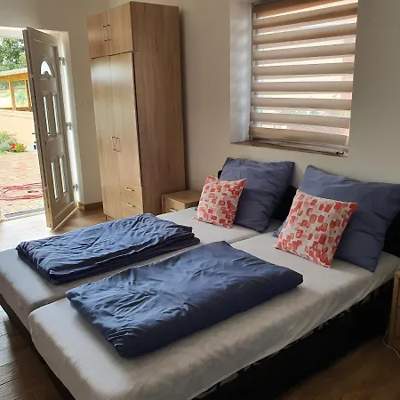 Birs Vendeghaz Ясберень