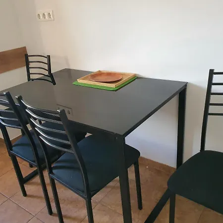 Birs Vendeghaz Vendégház Jászberény