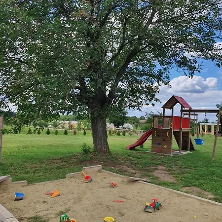 Гостевой дом Birs Vendeghaz Ясберень